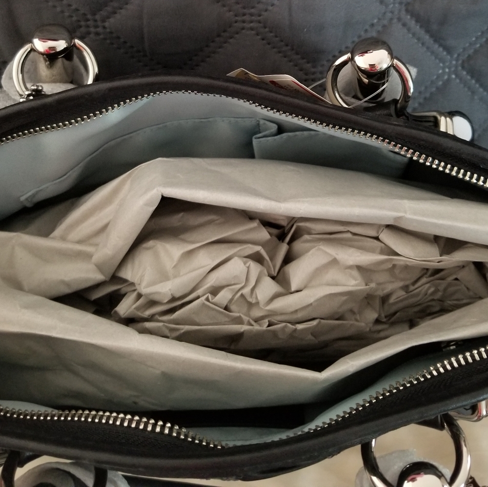Coach handbag - Picture 2 of 2